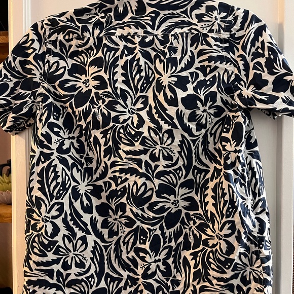 Gap denim boys tropical shirt size 8-9y old - Picture 4 of 7